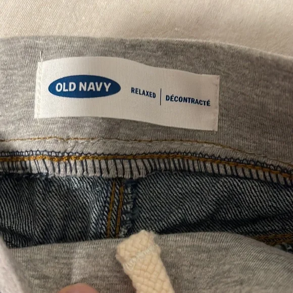 Old navy jeans easy pull up - Picture 3 of 3